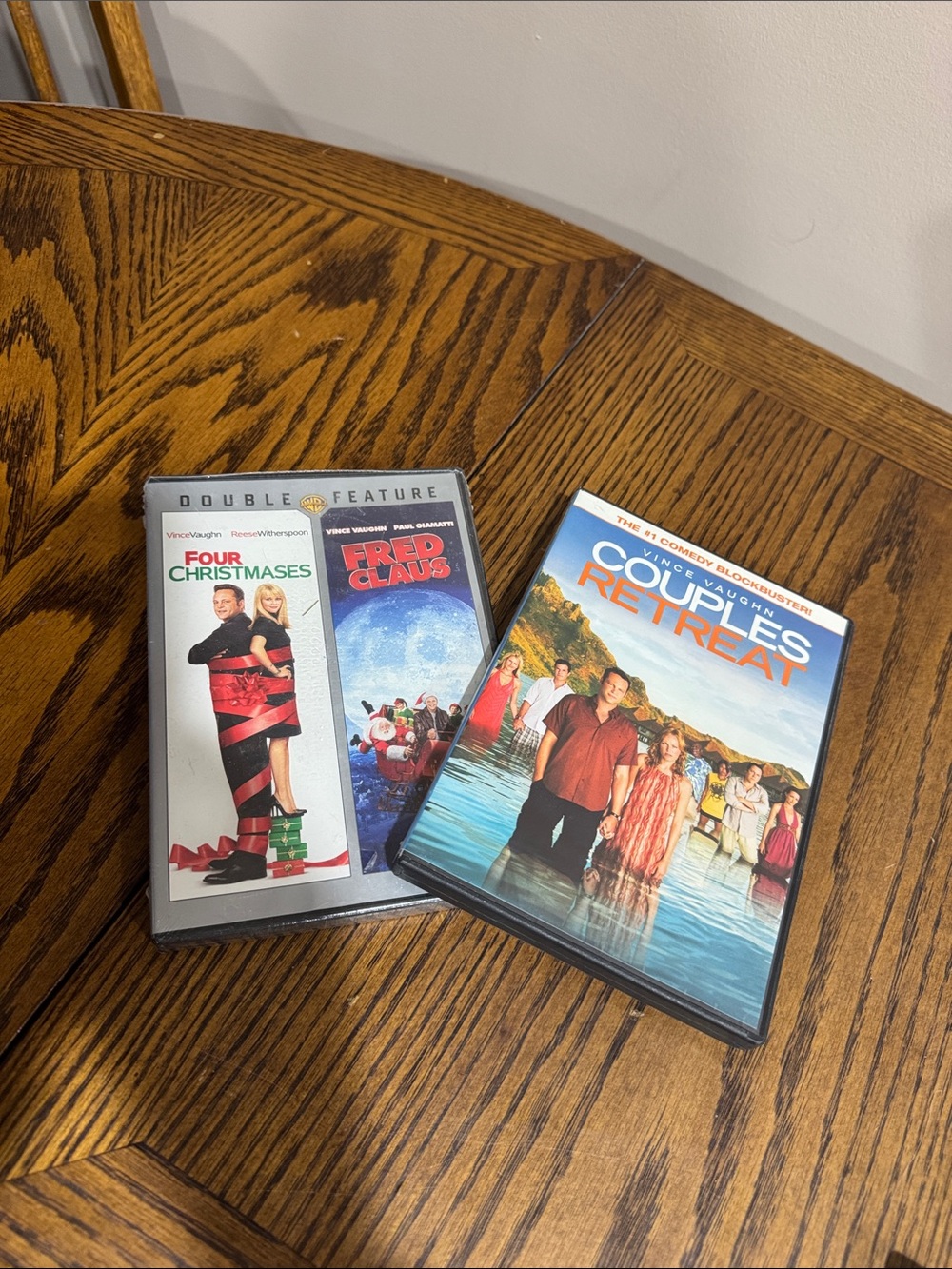 4 Christmases/Fred Claus: Vince Vaughn Reese Witherspoon + Couples Retreat DVDs